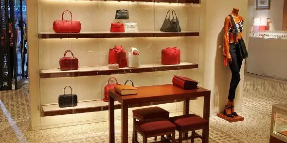 size_590_hermes